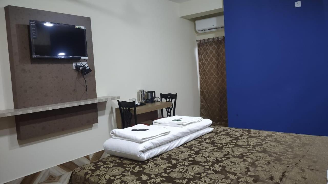 Hotel Shreesh Sitapur Extérieur photo