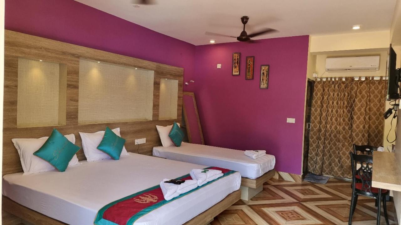 Hotel Shreesh Sitapur Extérieur photo