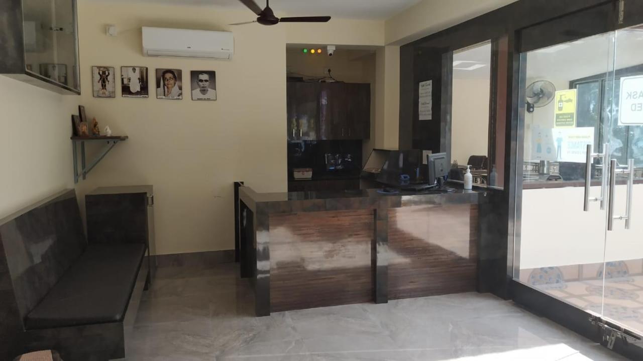 Hotel Shreesh Sitapur Extérieur photo
